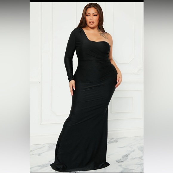 NWT A FOREVER LOVE MAXI DRESS - Picture 2 of 5